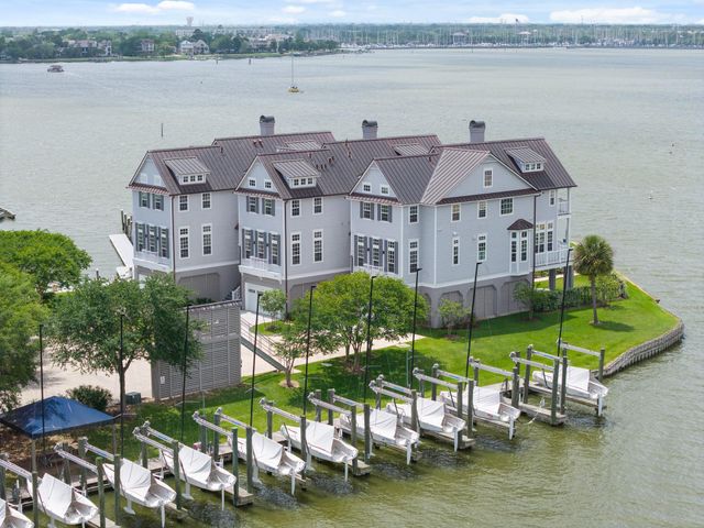 2447 Lakewood Pointe, Seabrook, TX 77586