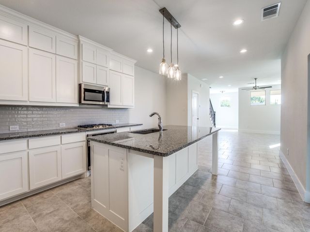 6523 Bowman Roberts Drive, Fort Worth, TX 76179