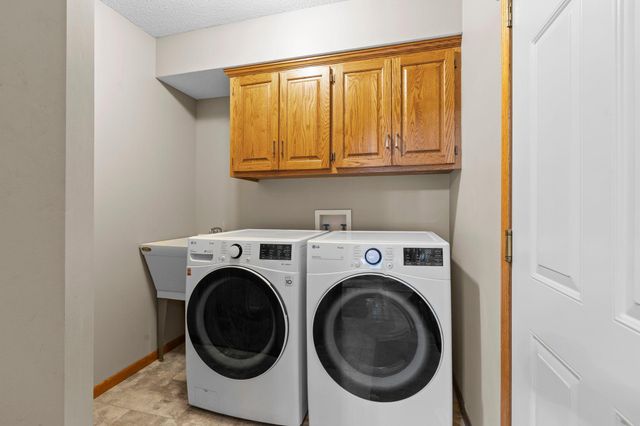 2215 7th Avenue S, Saint Cloud, MN 56301