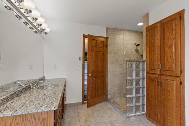 2215 7th Avenue S, Saint Cloud, MN 56301