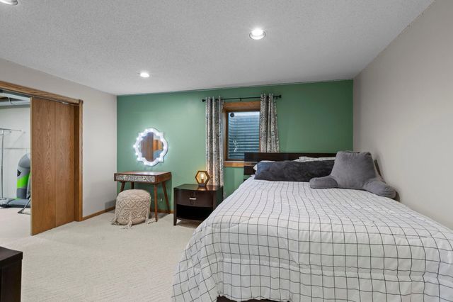 2215 7th Avenue S, Saint Cloud, MN 56301