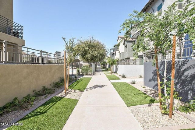 300 N Gila Springs Boulevard Unit 207, Chandler, AZ 85226