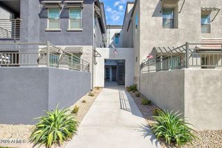 300 N Gila Springs Boulevard Unit 207, Chandler, AZ 85226