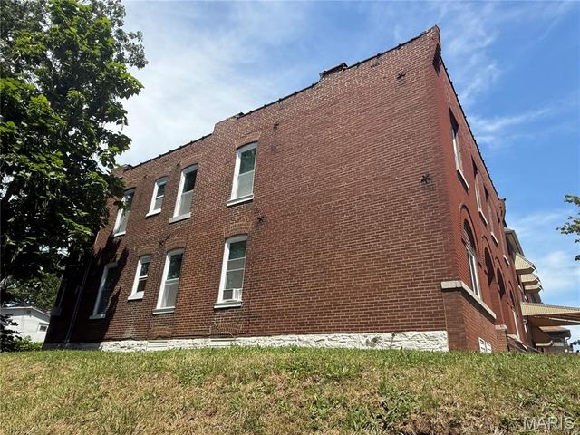 3511 Osage Street, St Louis, MO 63118