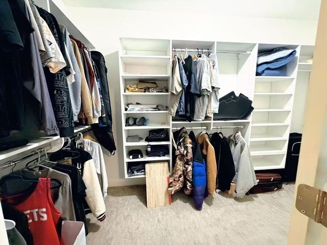 16 Taylor Dr 1010, Reading, MA 01867