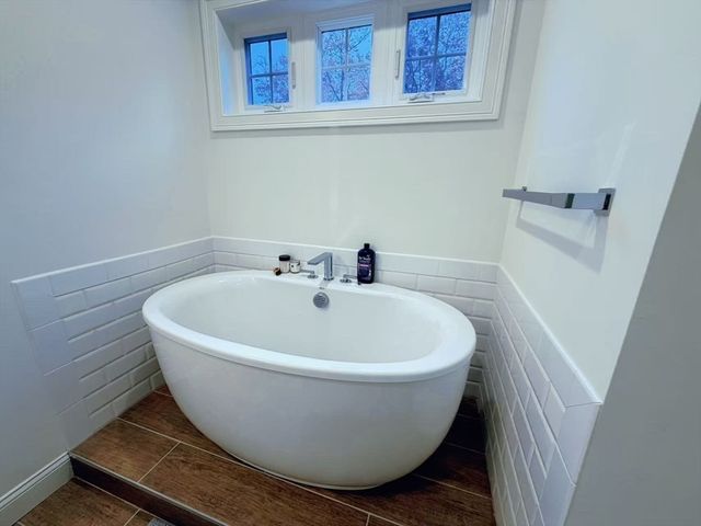 16 Taylor Dr 1010, Reading, MA 01867