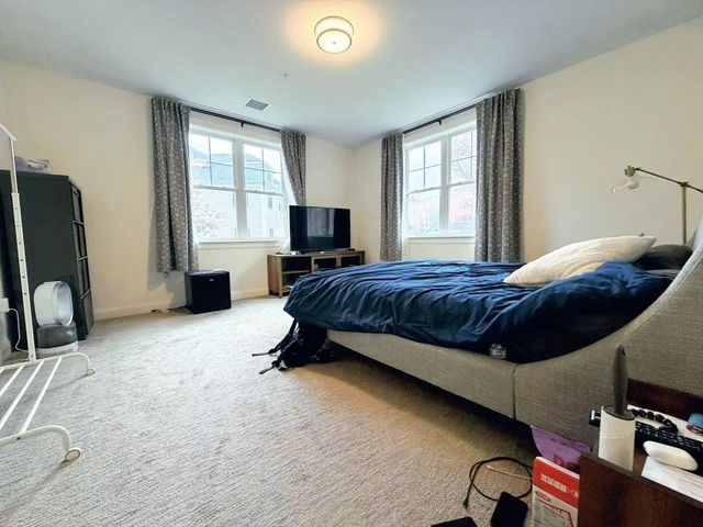 16 Taylor Dr 1010, Reading, MA 01867