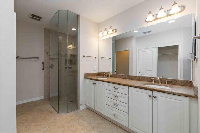 1264 RIVERSCAPE STREET B, Bradenton, FL 34208