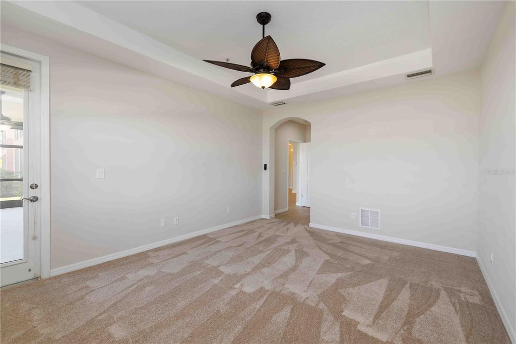 Image 21 of property listing at 1264 RIVERSCAPE STREET B, Bradenton, FL 34208