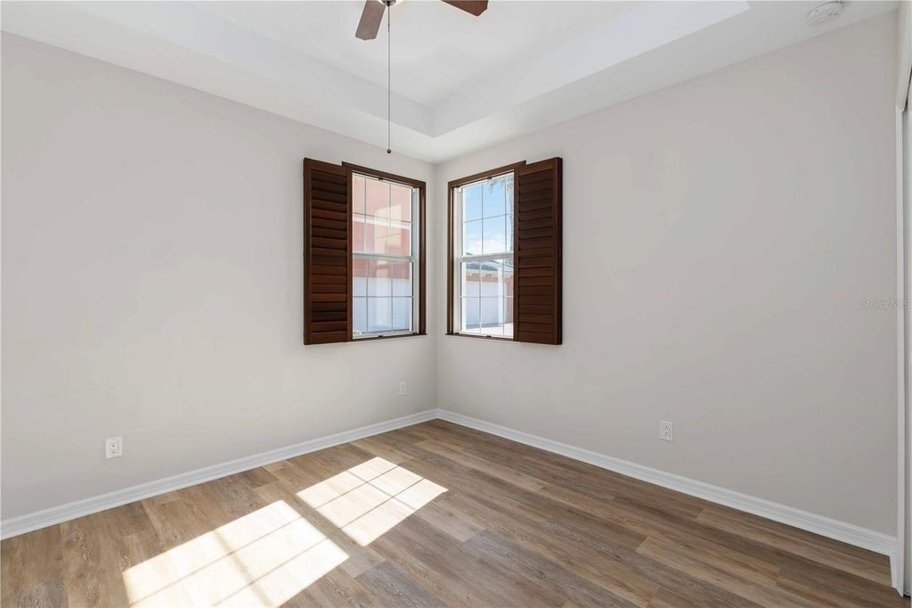 Image 28 of property listing at 1264 RIVERSCAPE STREET B, Bradenton, FL 34208