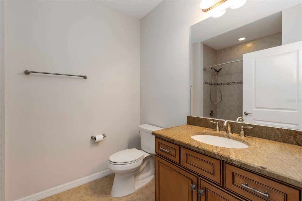 Image 35 of property listing at 1264 RIVERSCAPE STREET B, Bradenton, FL 34208