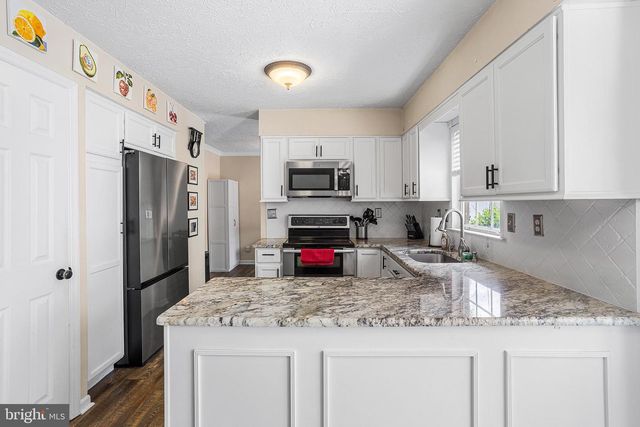 15 JAQUES COURT CT, Sicklerville, NJ 08081