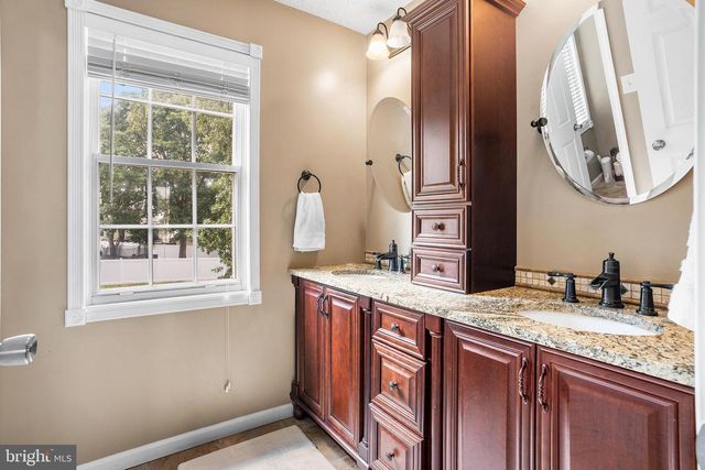 15 JAQUES COURT CT, Sicklerville, NJ 08081