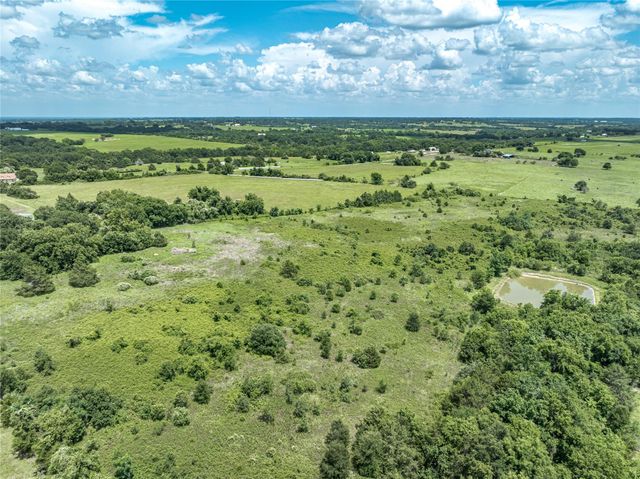 7017 - B Old Highway 36 Road, Bellville, TX 77418