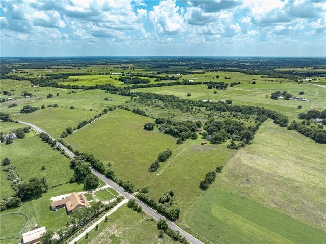 7017 - B Old Highway 36 Road, Bellville, TX 77418