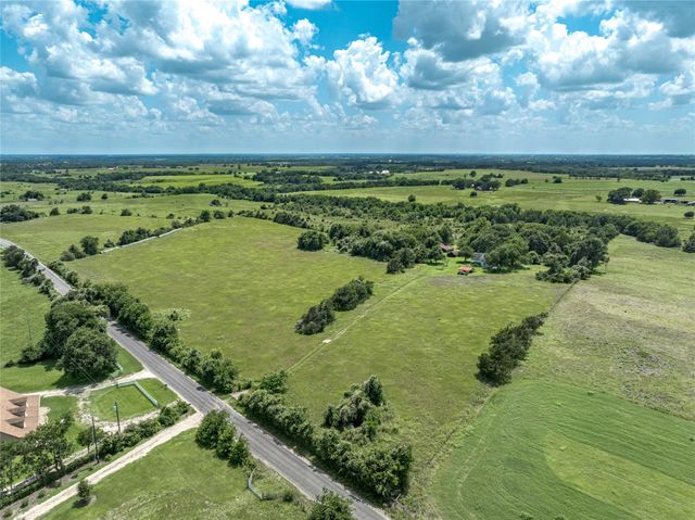 7017 - B Old Highway 36 Road, Bellville, TX 77418