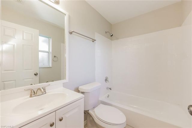 3206 51st ST W, Lehigh Acres, FL 33971