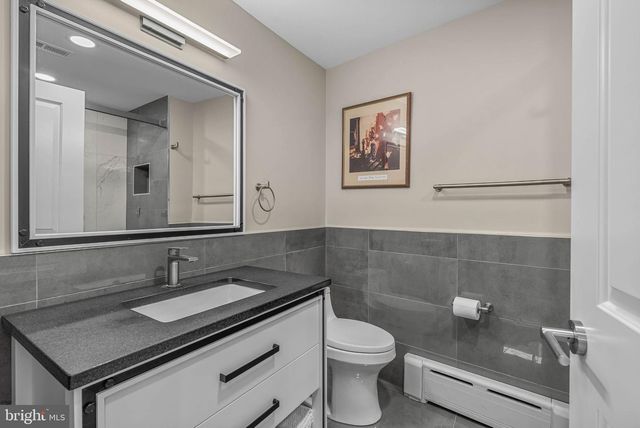 1717 S 2ND ST, Philadelphia, PA 19148