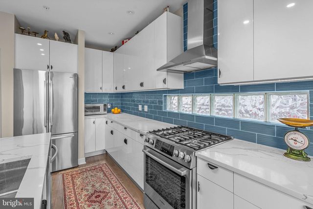 1717 S 2ND ST, Philadelphia, PA 19148