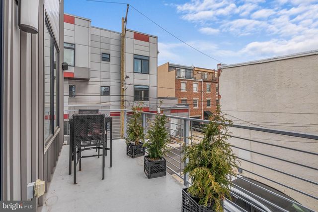 1717 S 2ND ST, Philadelphia, PA 19148