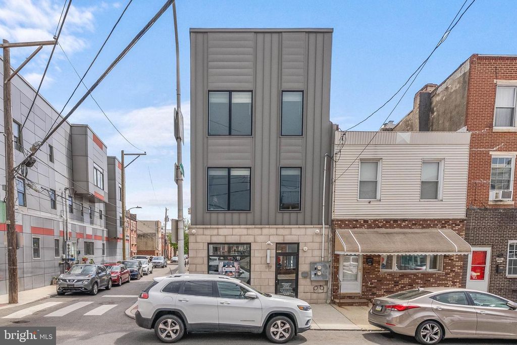 1717 S 2ND ST, Philadelphia, PA 19148