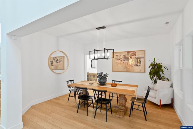 19724 DeSantis Ln SE, Silverton, OR 97381