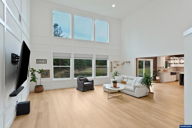 19724 DeSantis Ln SE, Silverton, OR 97381