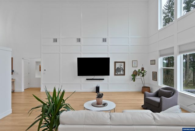 19724 DeSantis Ln SE, Silverton, OR 97381