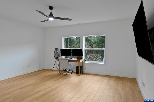 19724 DeSantis Ln SE, Silverton, OR 97381