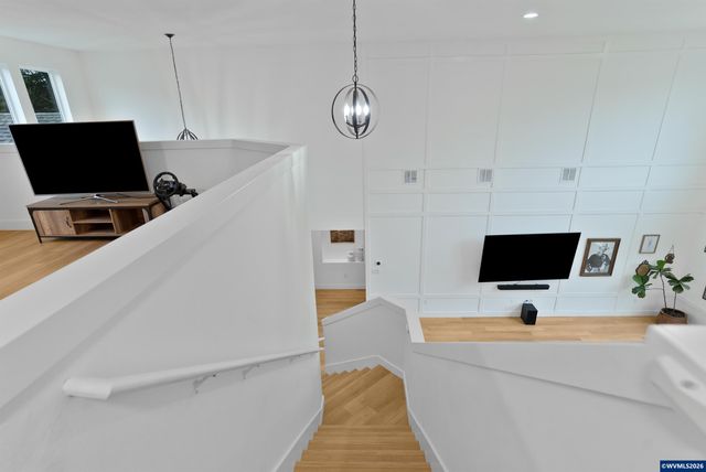 19724 DeSantis Ln SE, Silverton, OR 97381