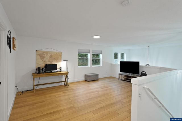 19724 DeSantis Ln SE, Silverton, OR 97381