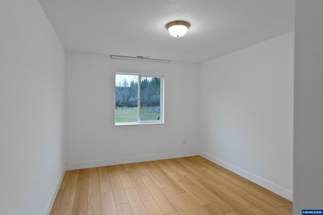 19724 DeSantis Ln SE, Silverton, OR 97381