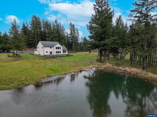 19724 DeSantis Ln SE, Silverton, OR 97381