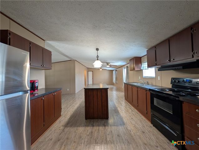135 Water Hole Lane, New Braunfels, TX 78130