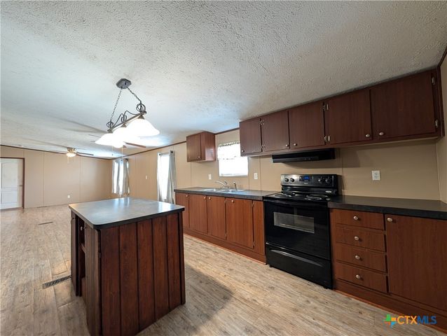 135 Water Hole Lane, New Braunfels, TX 78130