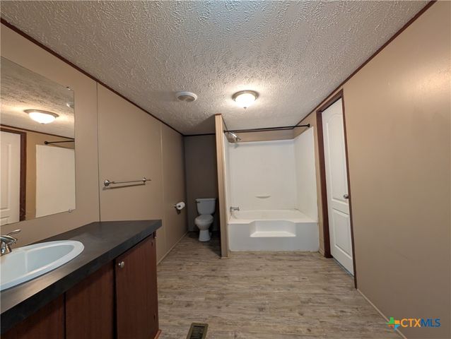 135 Water Hole Lane, New Braunfels, TX 78130