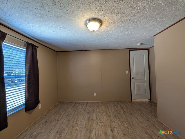 135 Water Hole Lane, New Braunfels, TX 78130