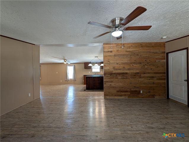 135 Water Hole Lane, New Braunfels, TX 78130