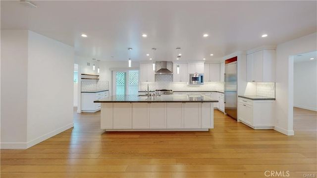 3119 Mesa Verde Drive, Burbank, CA 91504