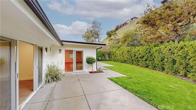 3119 Mesa Verde Drive, Burbank, CA 91504