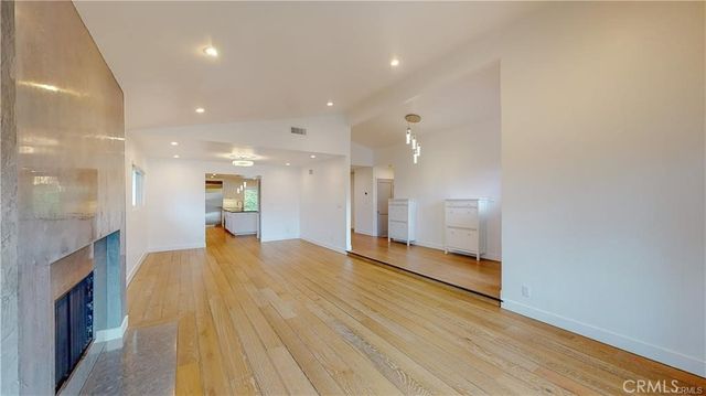 3119 Mesa Verde Drive, Burbank, CA 91504