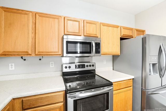 8627 Tioga Pass, Helotes, TX 78023