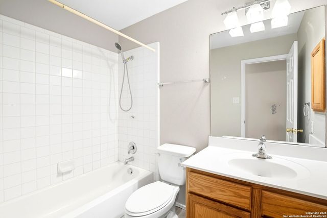 8627 Tioga Pass, Helotes, TX 78023