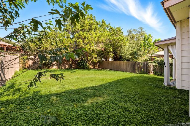 8627 Tioga Pass, Helotes, TX 78023