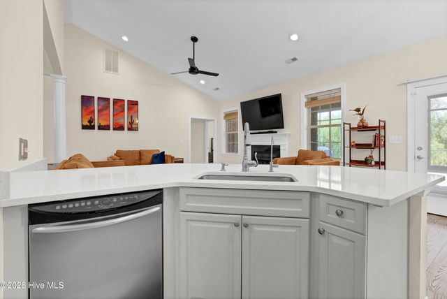 85 Highlands Drive, Hampstead, NC 28443