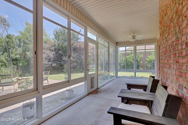 85 Highlands Drive, Hampstead, NC 28443