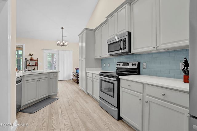 85 Highlands Drive, Hampstead, NC 28443