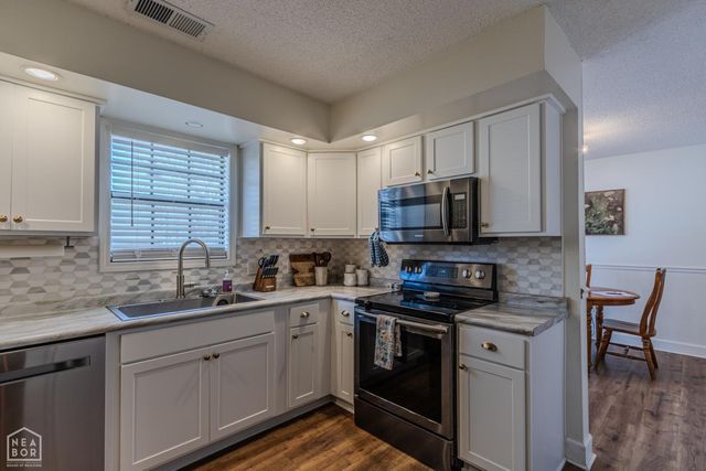 1307 Daniel Drive, Paragould, AR 72450