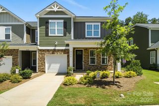 8156 Merryvale Lane, Charlotte, NC 28214