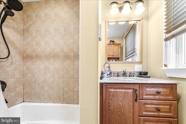 341 BLANCHARD RD, Drexel Hill, PA 19026